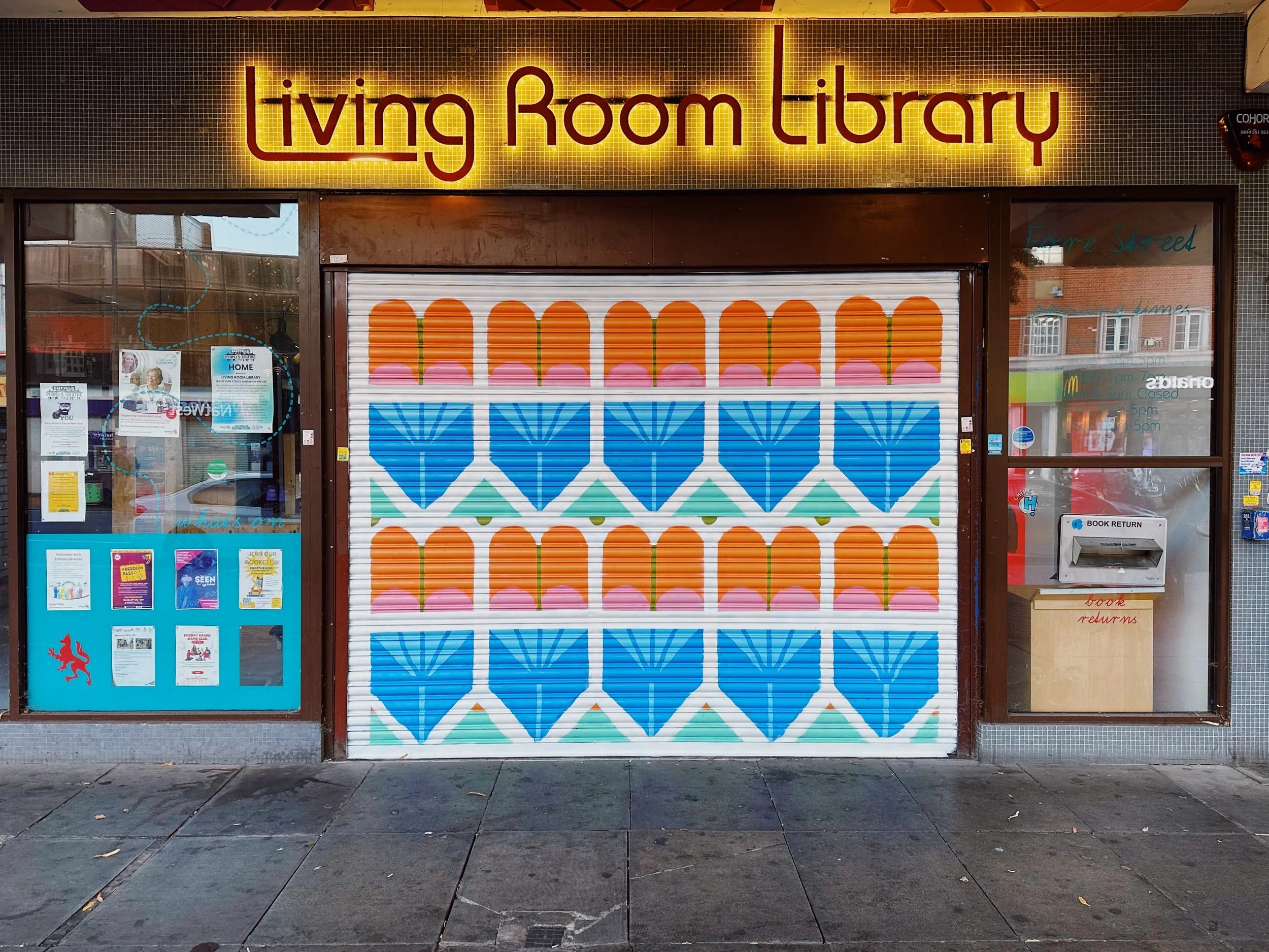 Fore Street Living Room Library by Anna Nicolo.jpeg