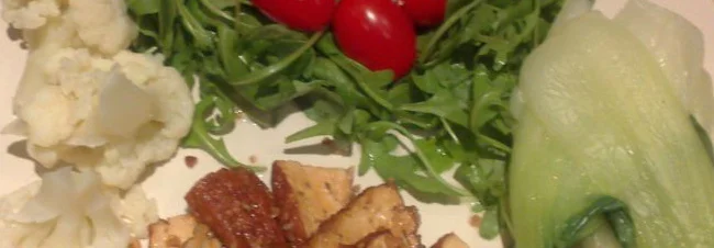 Smoked tofu, pak choi, wild rocket, plum tomatoes and cauliflower
