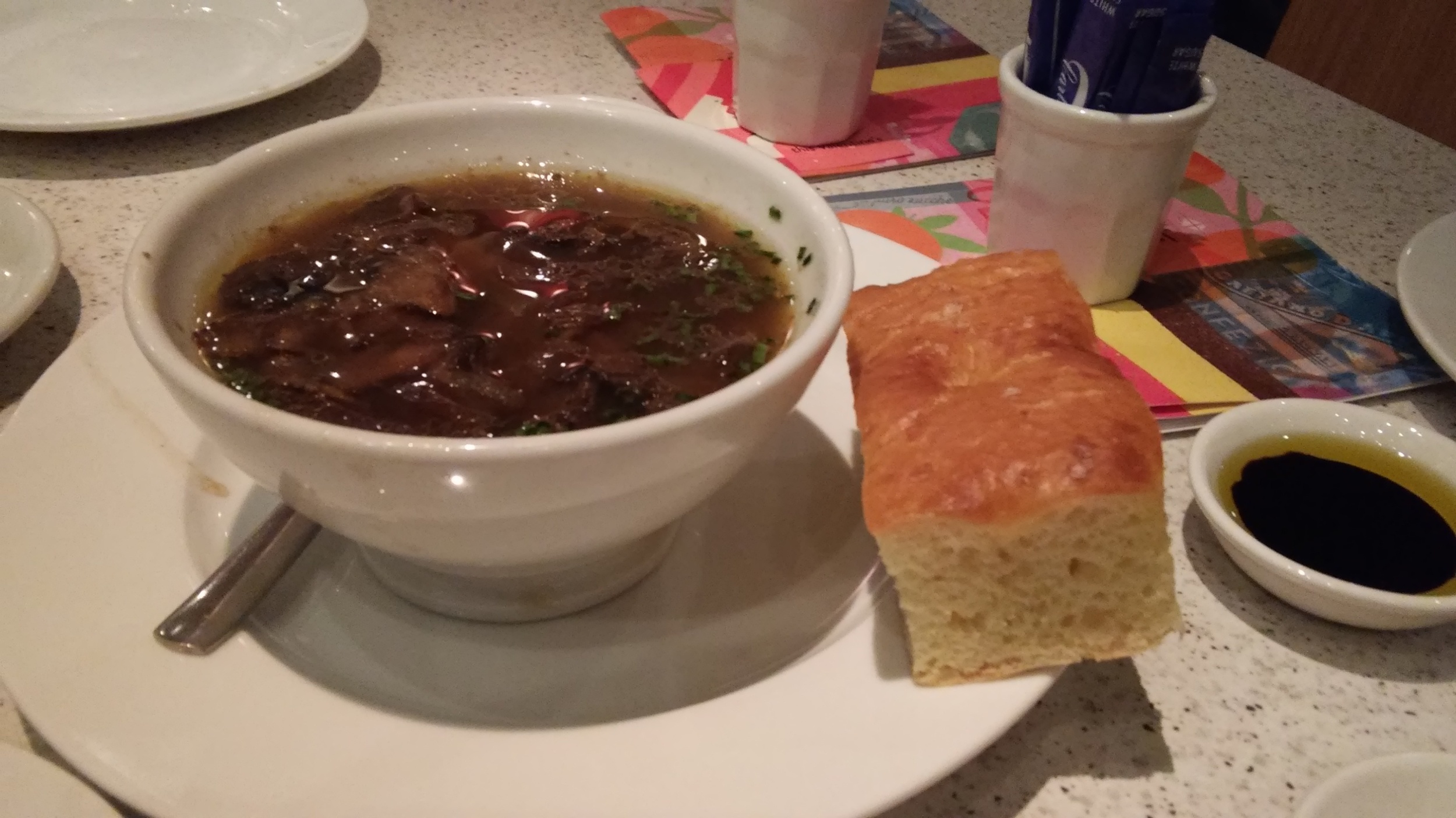 Carluccios (2).jpg