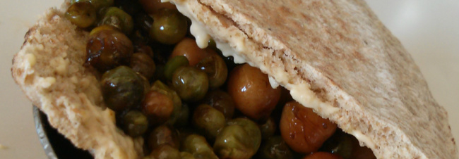 Link to recipe for chickpeas and petis pois in pitta bread