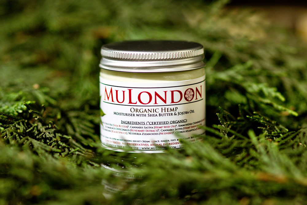 MuLondon_Organic_Hemp_Moisturiser_3.jpg