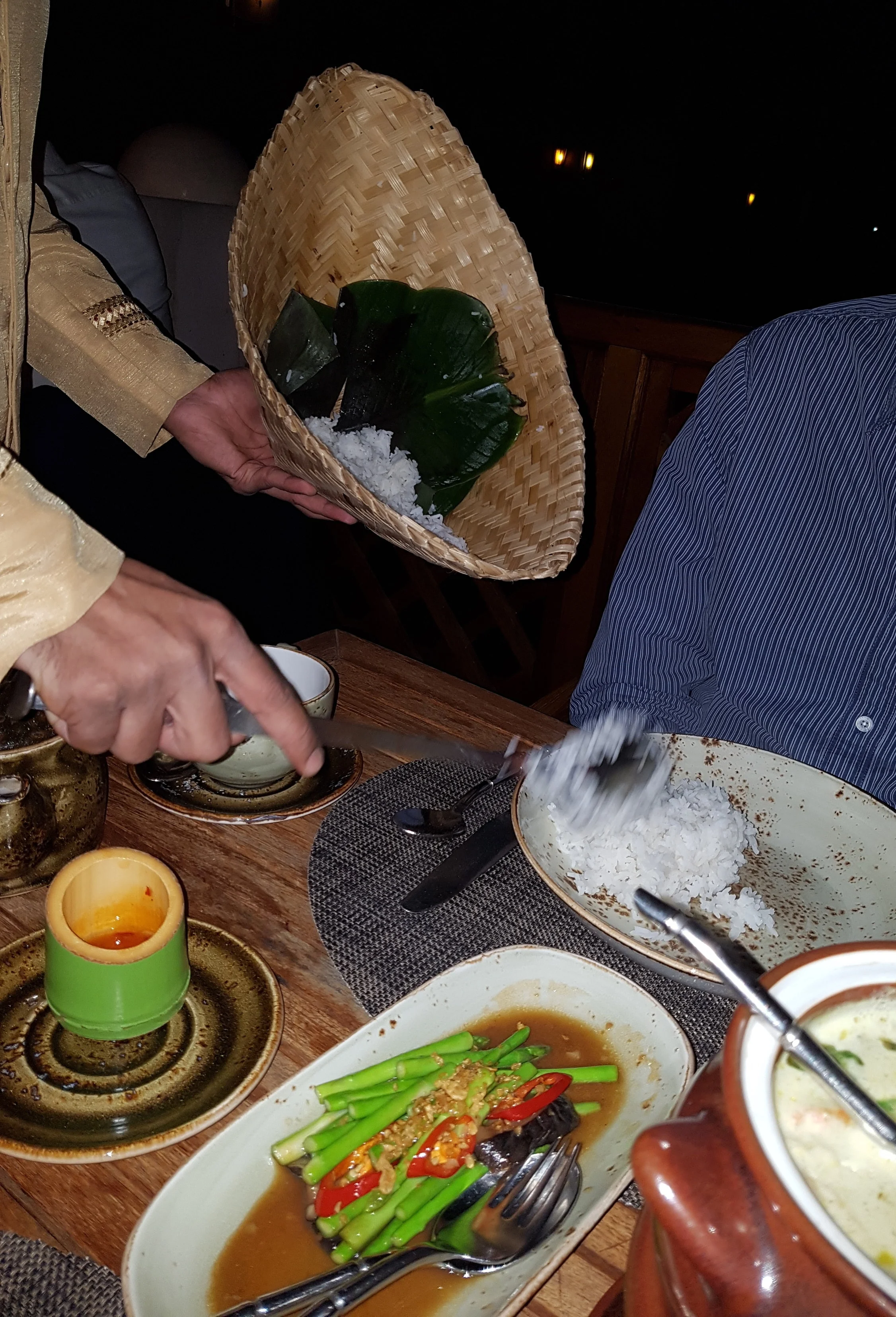 2016-11-24 19.19.08.jpg