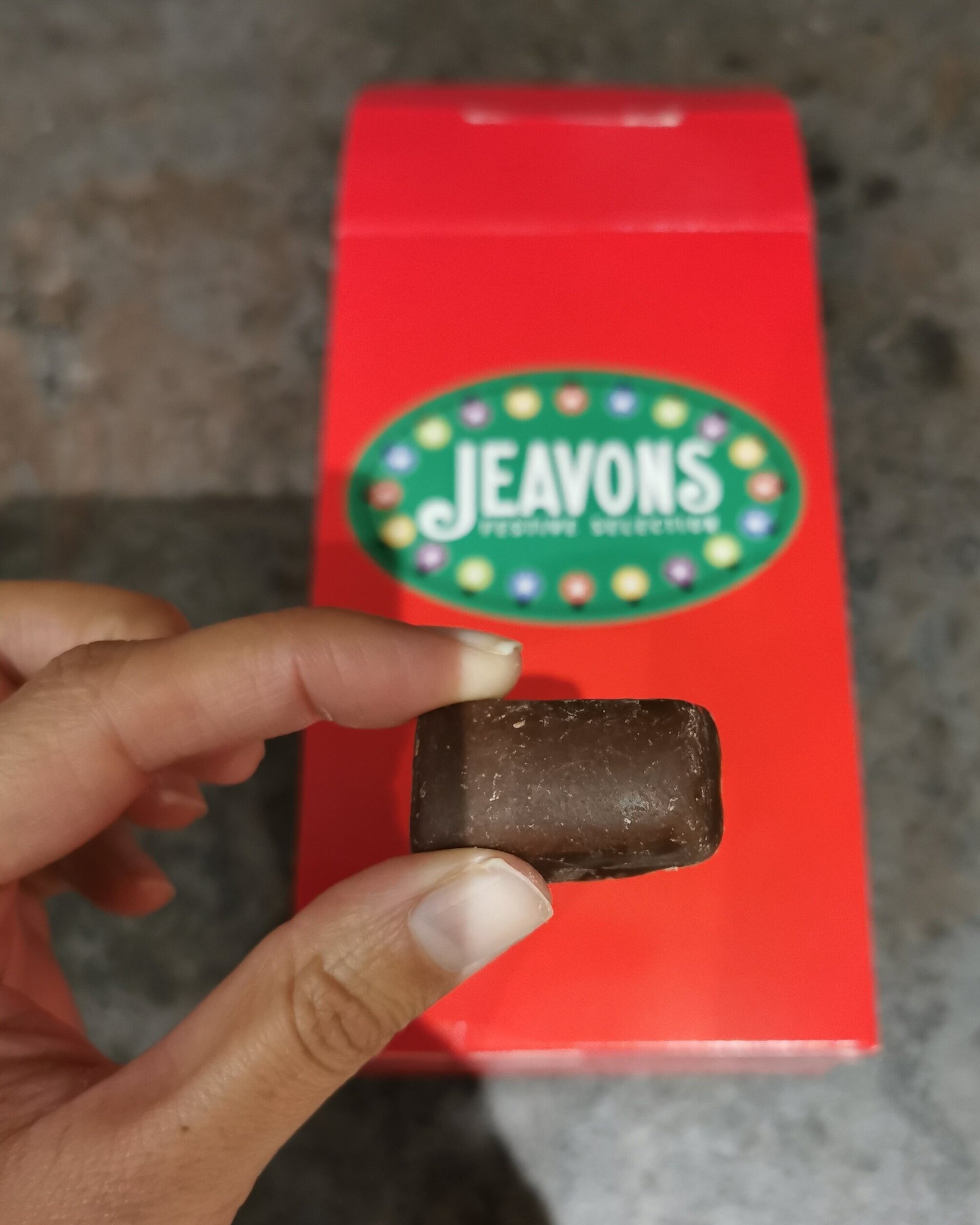 Jeavons Festive Collection: Almond Blast