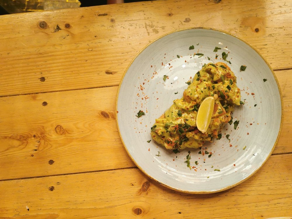 Cassio Lounge: Falafel &amp; Avocado Ciabatta