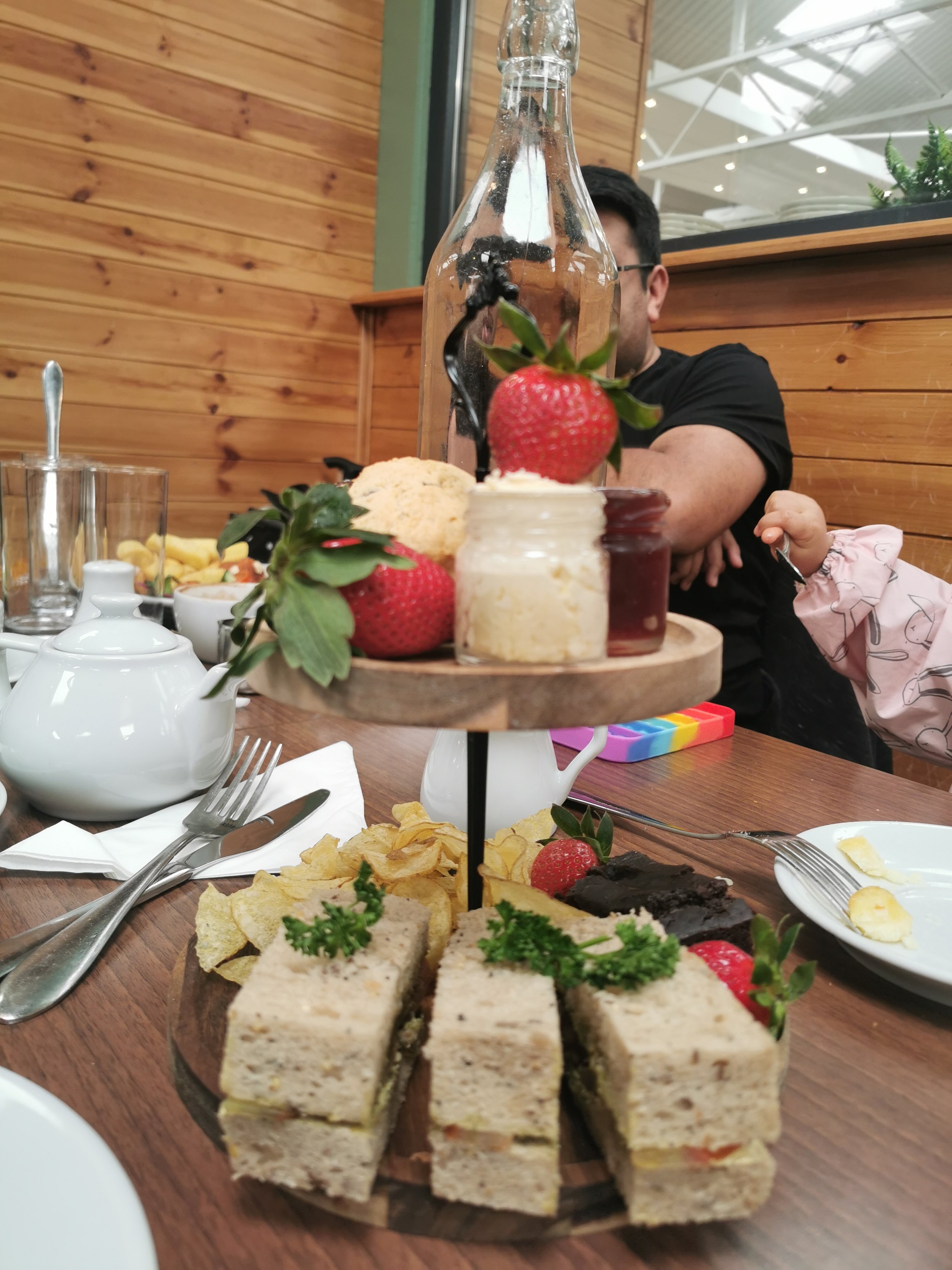 Vegan Mini Afternoon Tea at The Evergreen Restaurant