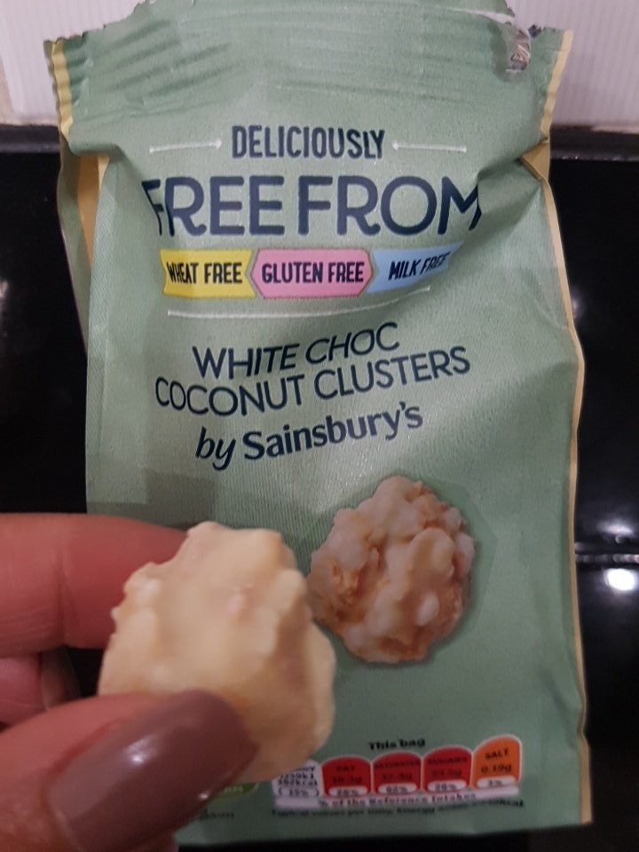 sainsburys white choc clusters.jpg