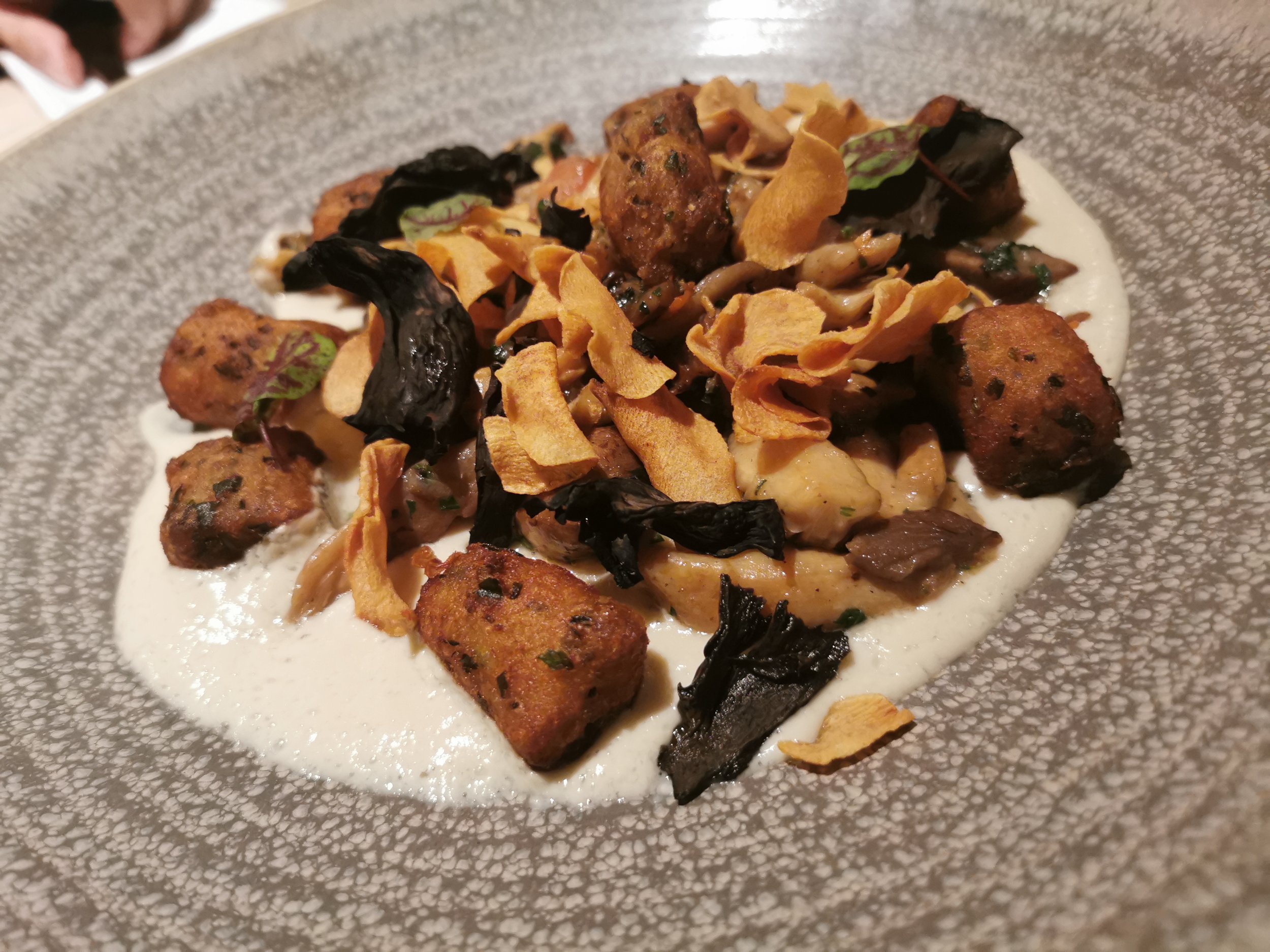 2024-03-01 18.08.41.jpg