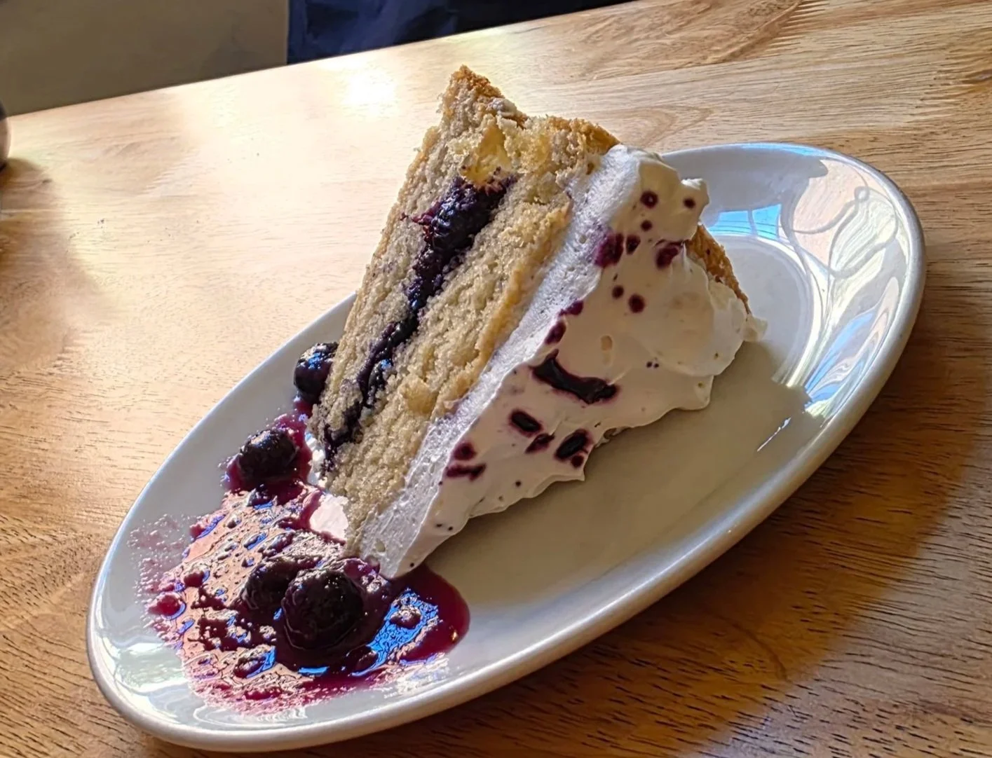 Lemon &amp; Blueberry cream Cake