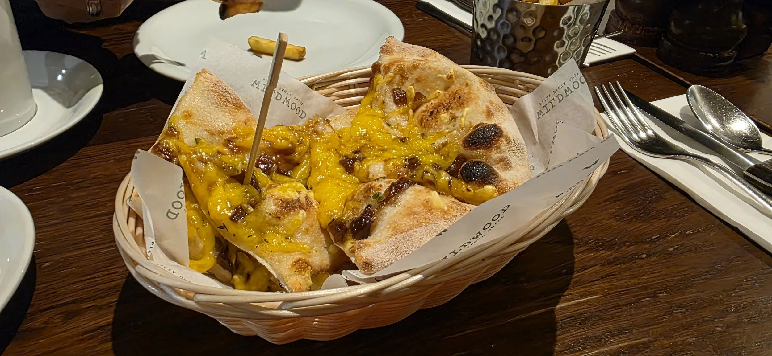 Mozzarella and caramelised onion garlic bread 
