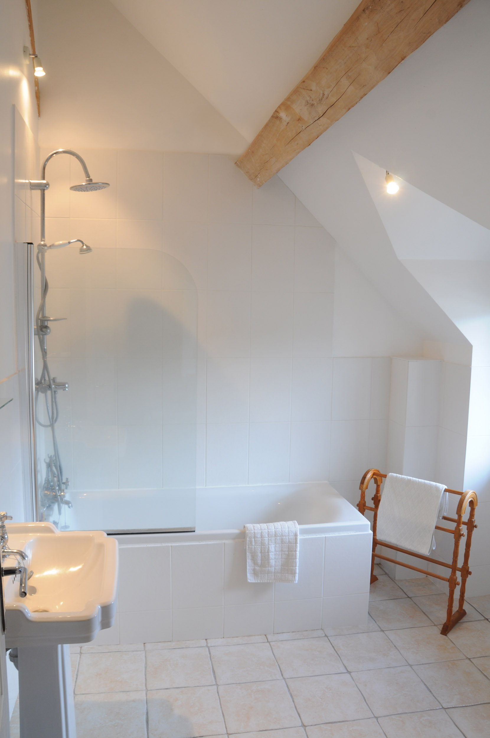 Salle de bains 1er étage