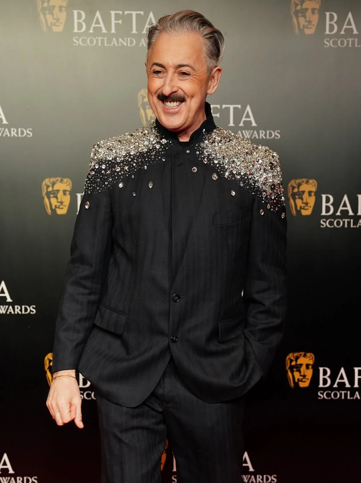 2025-11-17 09.09.05.jpg