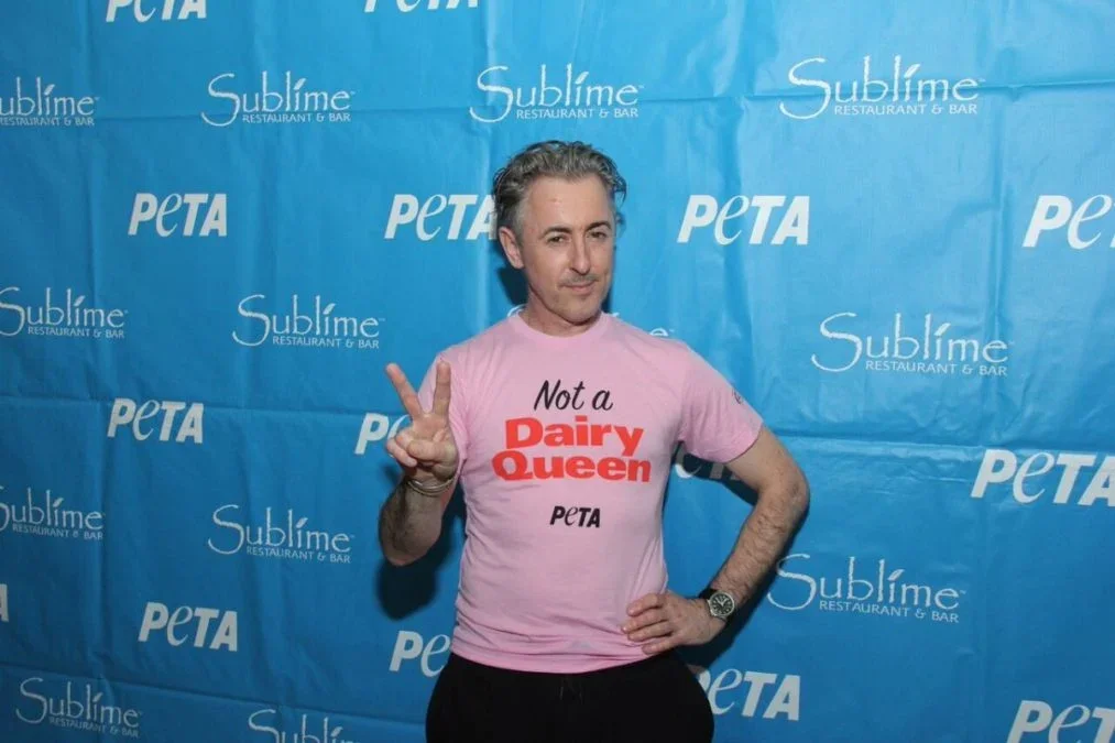 Alan-Cumming-at-PETA-dinner-in-FL-Feb.-2017-scaled.webp