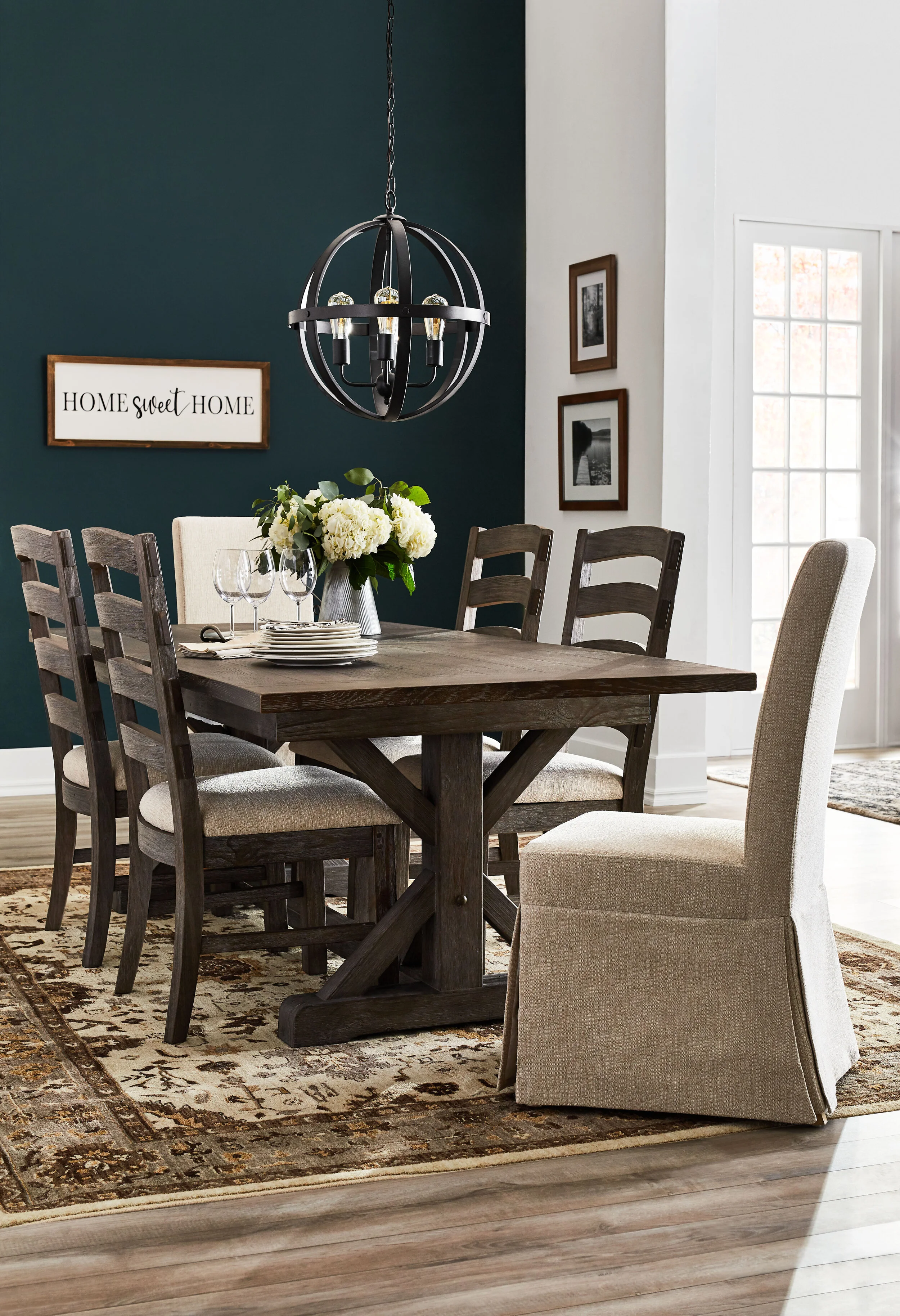 1617A_DINING_ ROOM_ ENVIRONMENT_V2.jpg