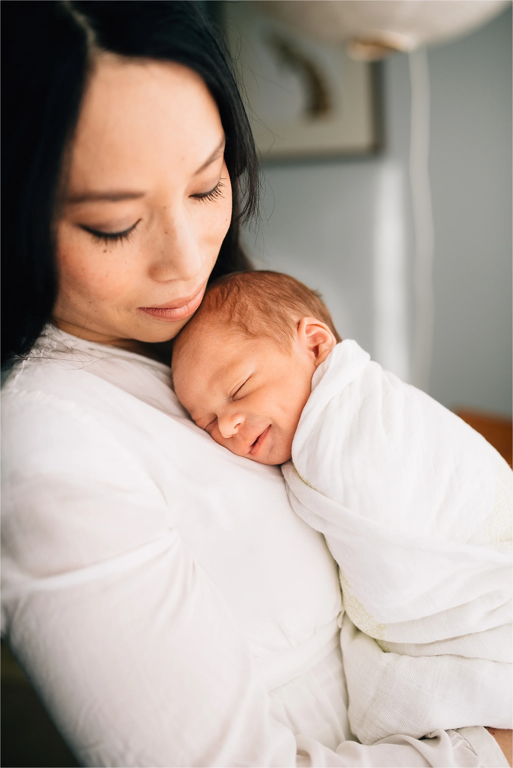 St. Louis Newborn Lifestyle Photography