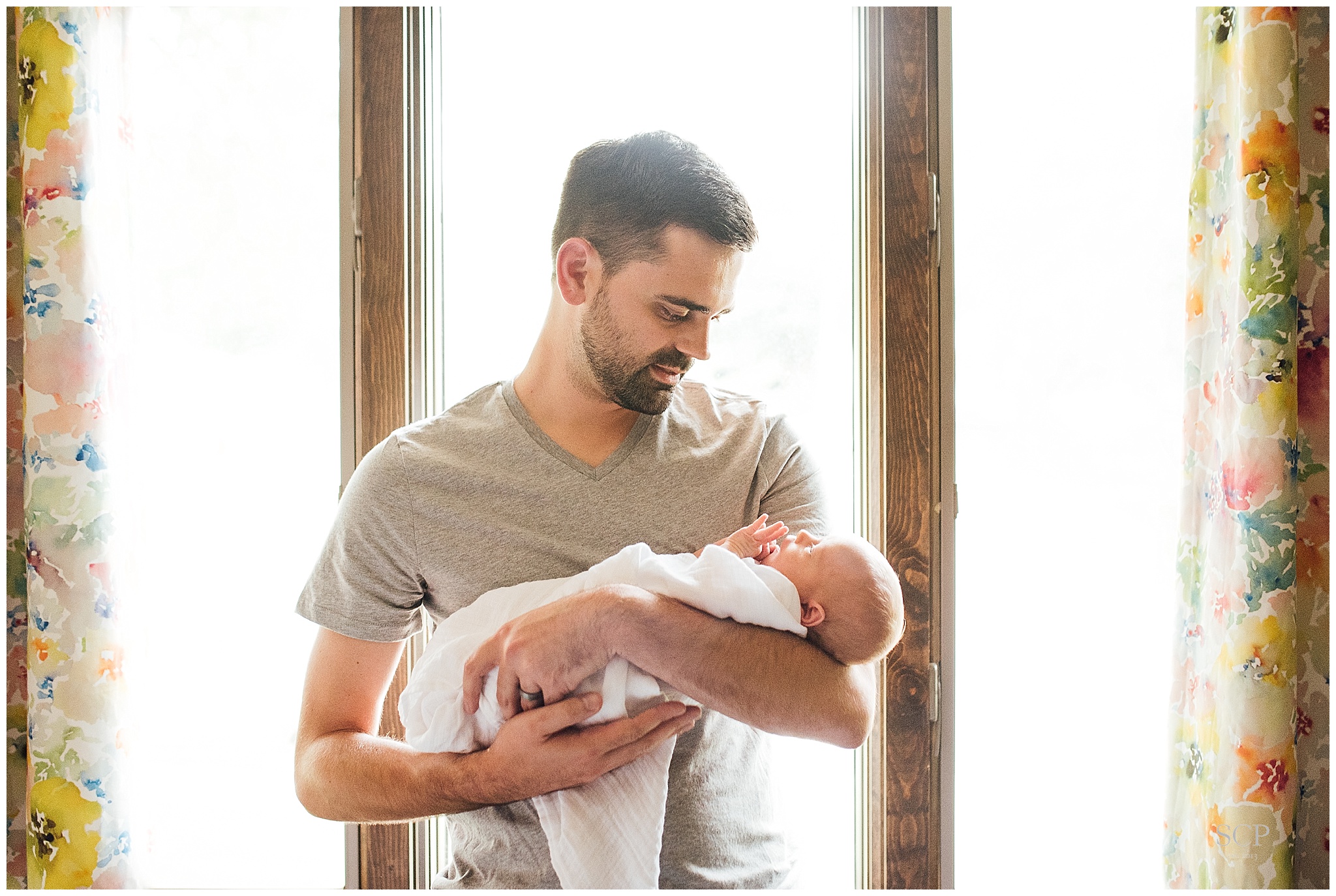 St. Louis Newborn Lifestyle Photography