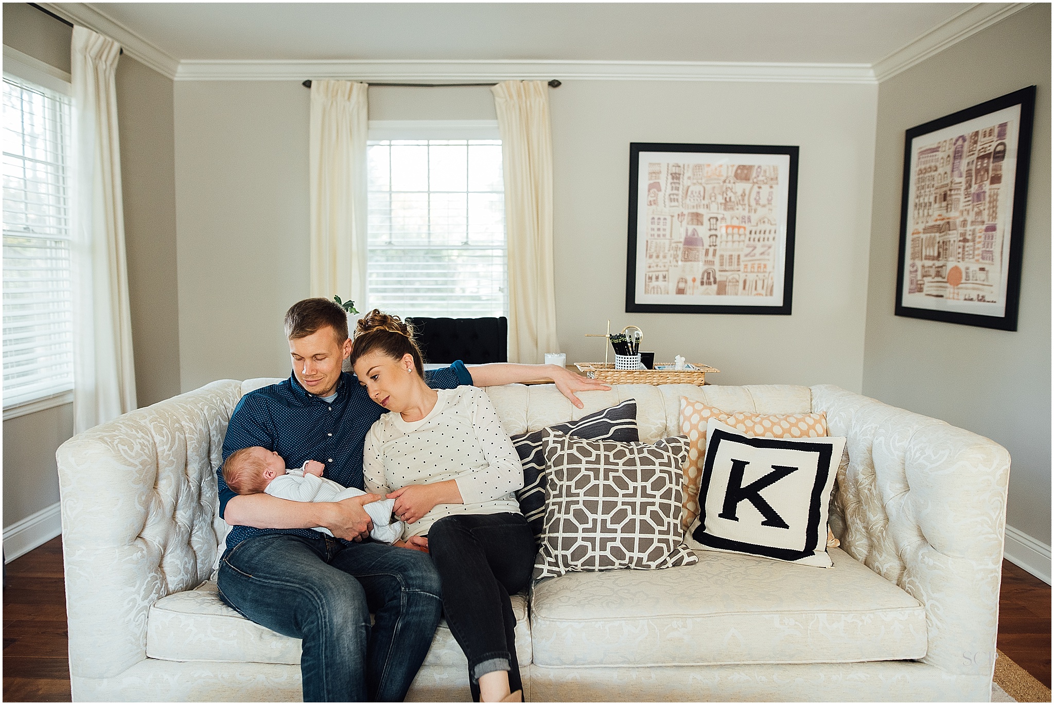 St. Louis Newborn Lifestyle Photography