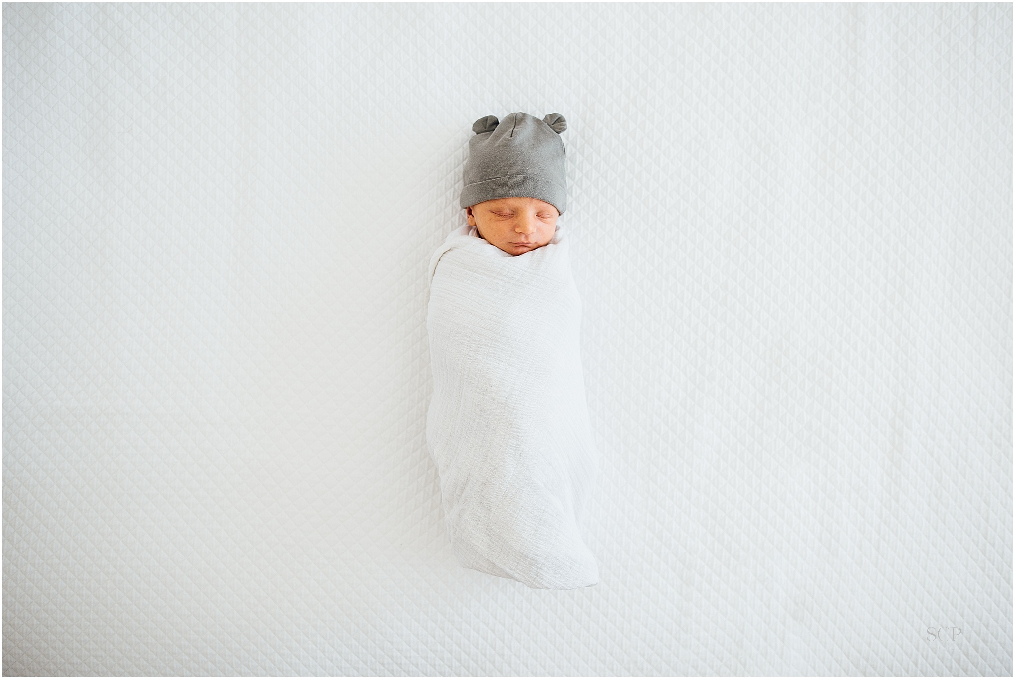 St. Louis Newborn Lifestyle Photography