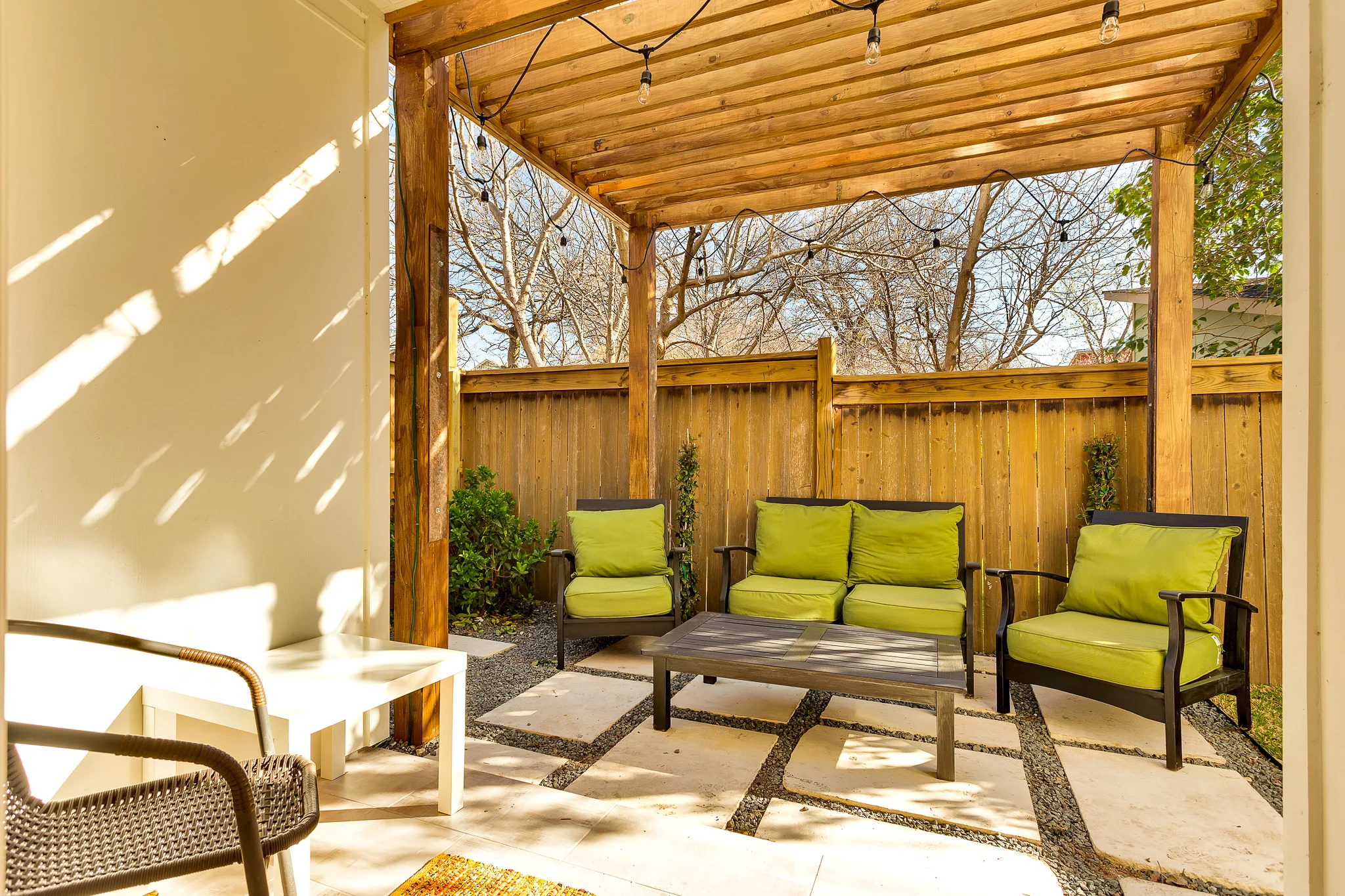 22_MLS_2206 East 9th Unit B.jpg