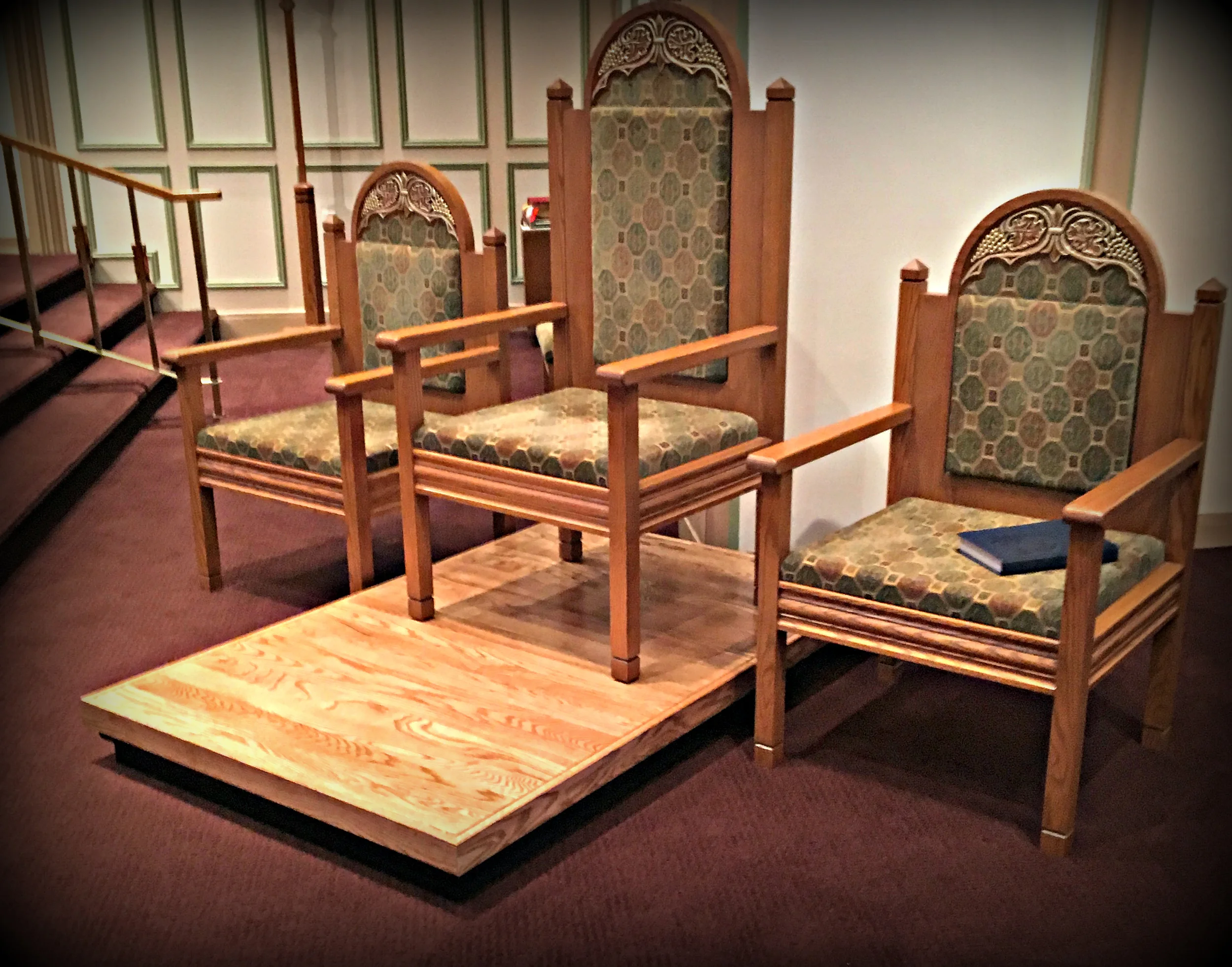 churchstand3.jpg