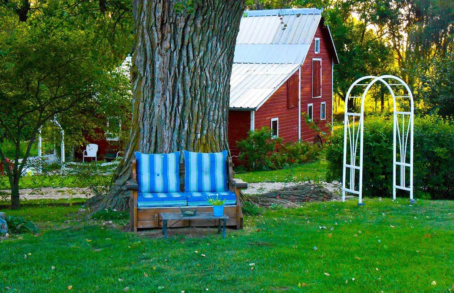 barn2.jpg