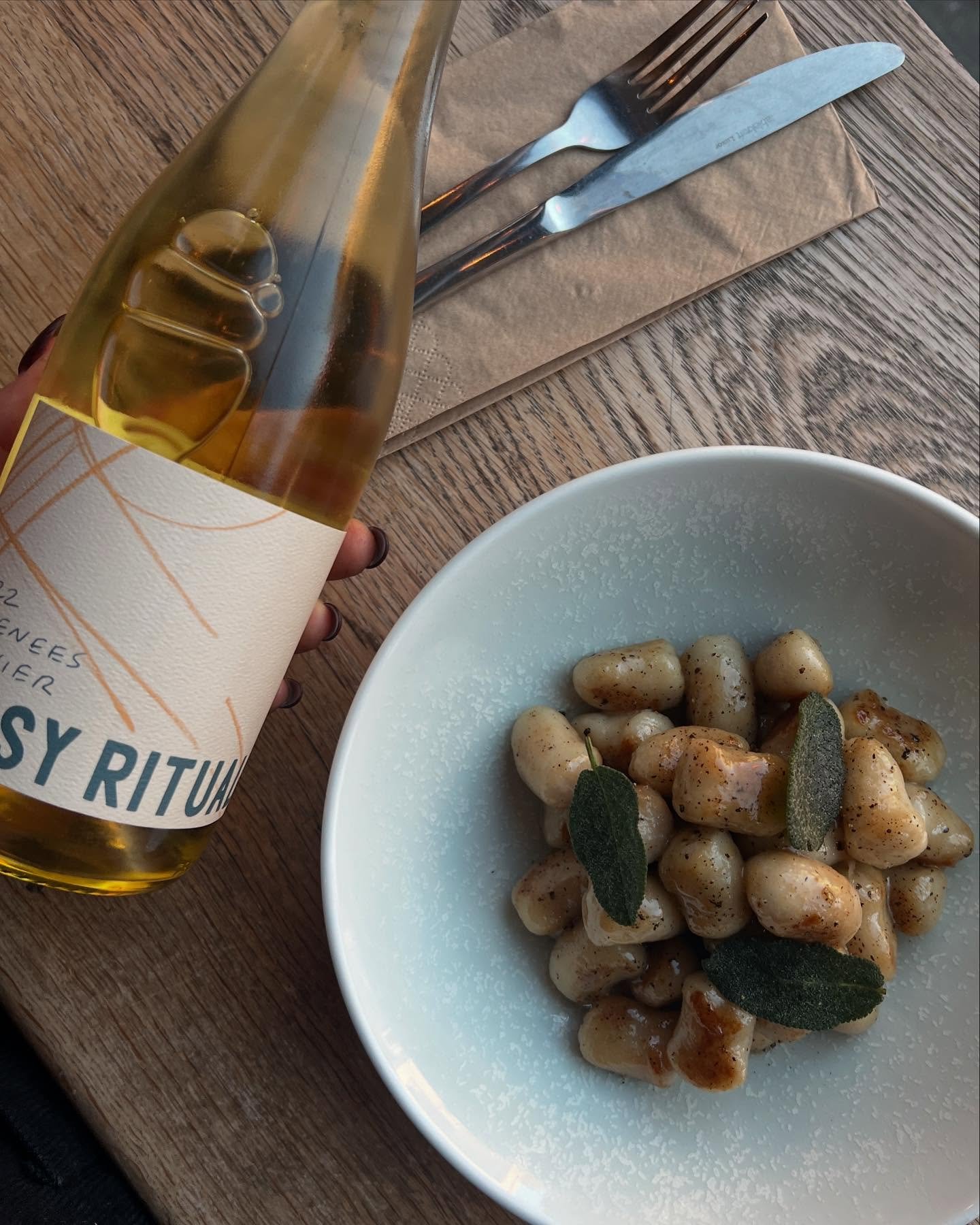 BURNT BUTTER / FRIED SAGE / PARM / GNOCCHI

PLUS BEEF &amp; NDUJA RAGU / GREMOLATA / RIGATONI 

$20 PASTA THURSDAY LESSGO ✨