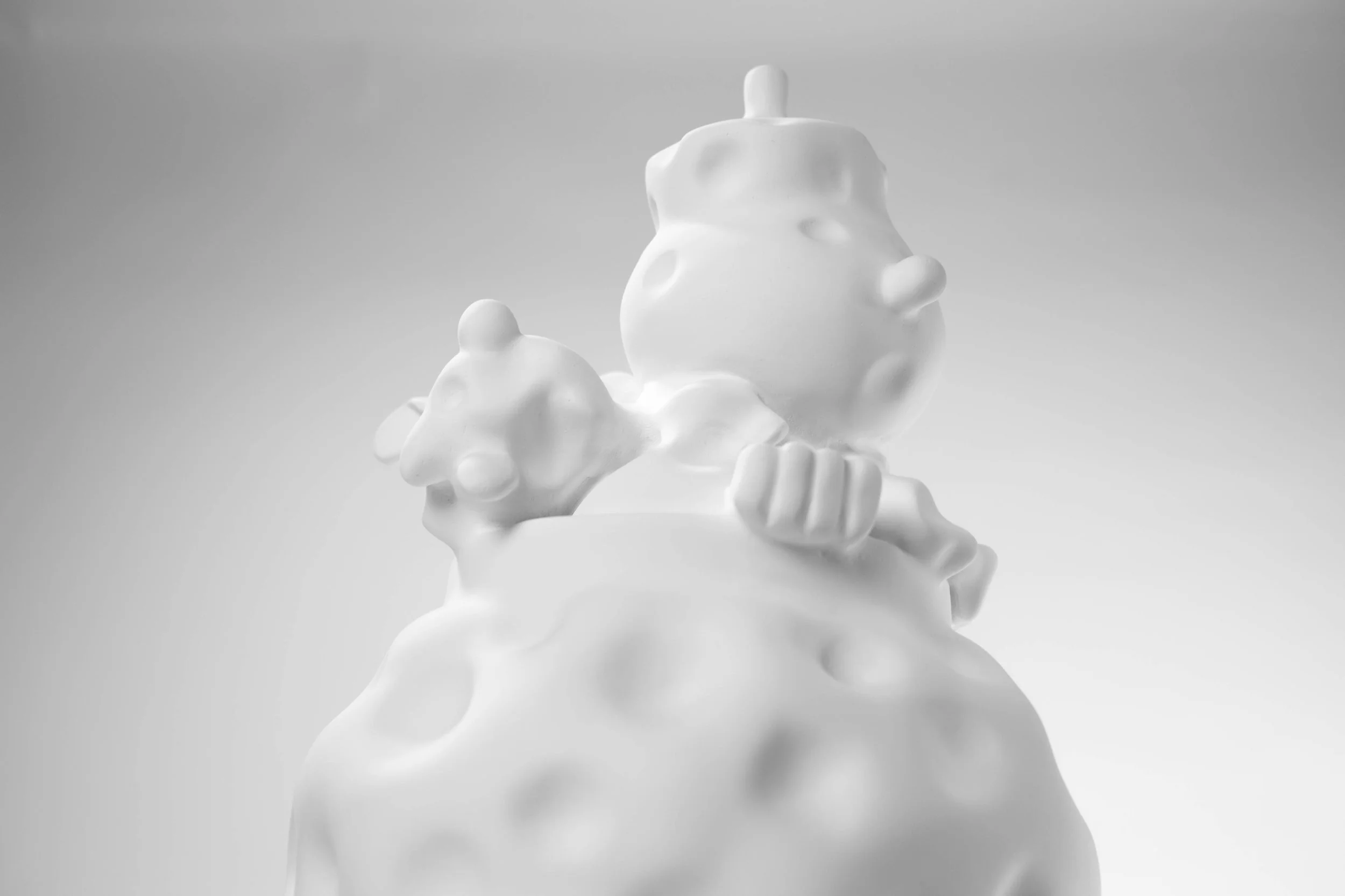  Sculpture en porcelaine 