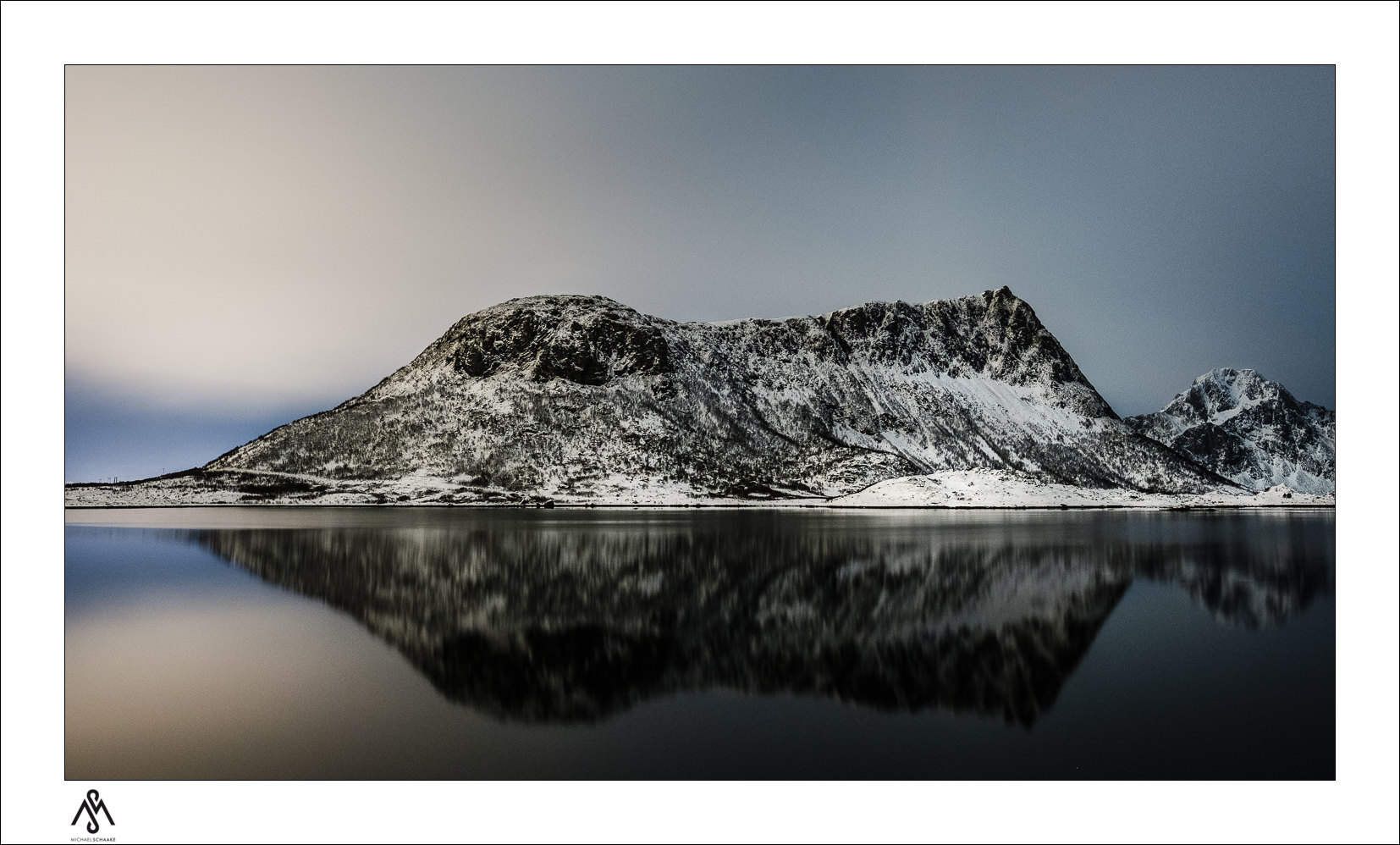 Nightshot of Offersoykammen
