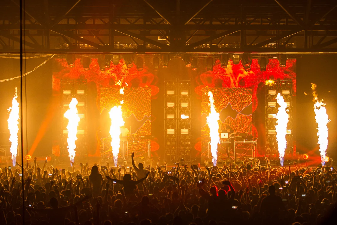 9465-20170225-Porter Robinson & Madeon-Shelter Live Tour 2017.JPG