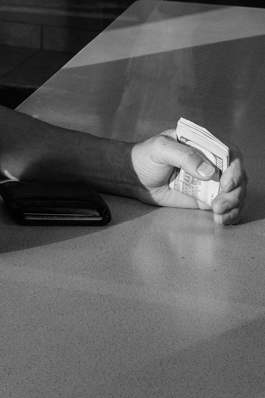 L1040520_HAND.jpg