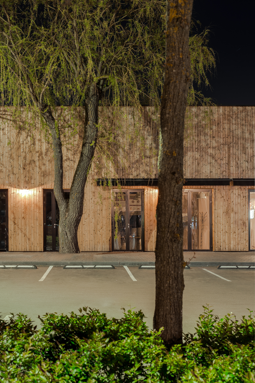 DO ARCHITECTS Foodcourt & square