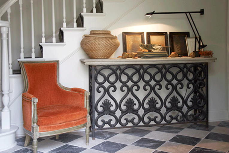 carter-kay-interiors-portfolio-interiors-eclectic-transitional-foyer.png