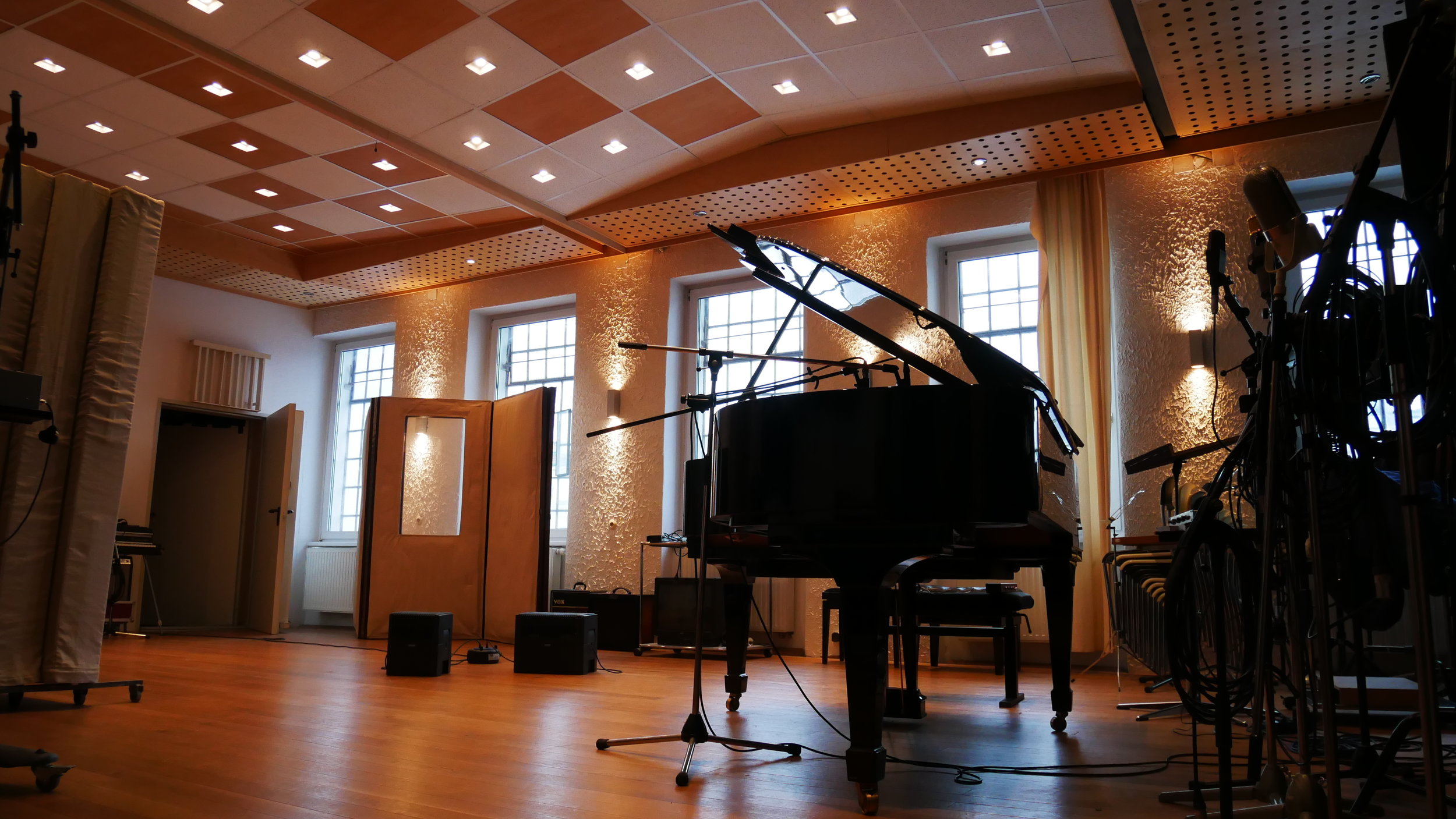 Steinway Piano at 4Tune studios, vienna - Loops de la Crème