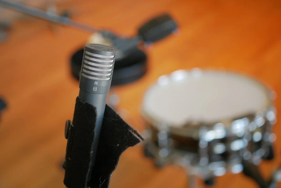 Neumann+KM140+in8+capturing+room-s.jpeg
