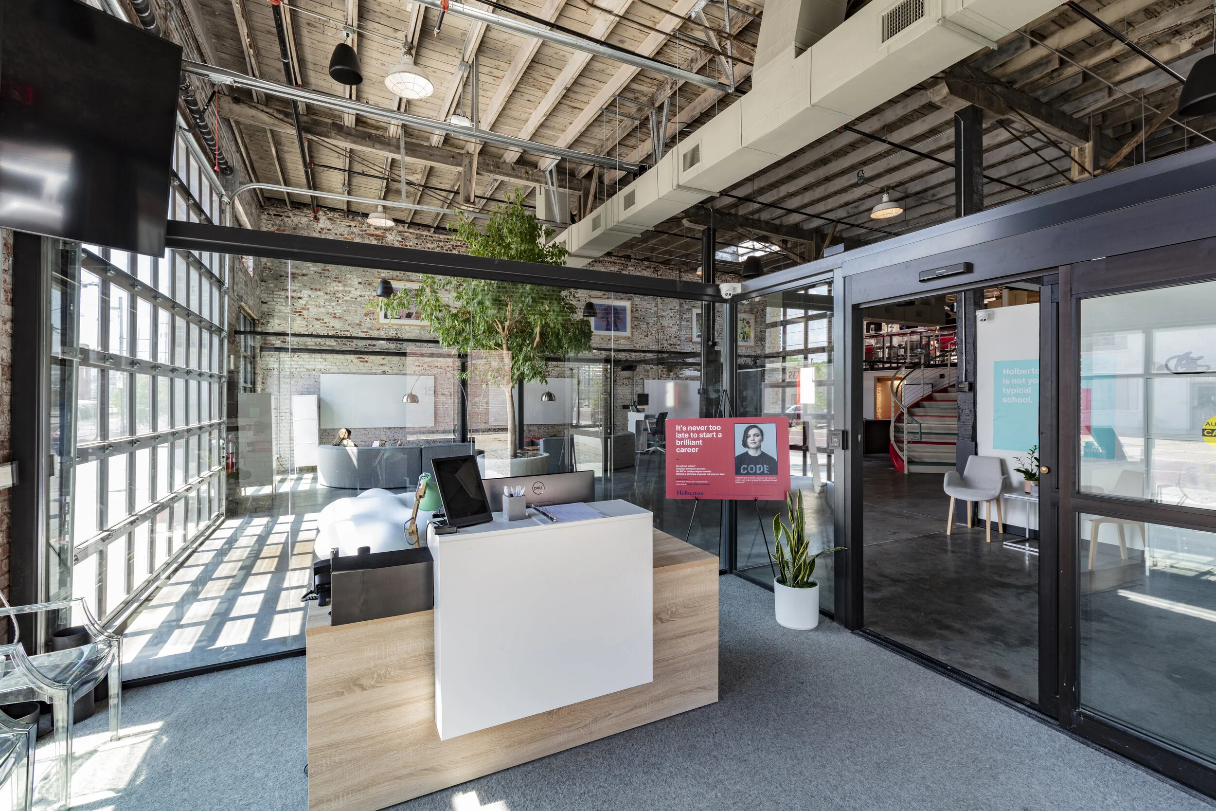 Holberton 61620 002.jpg