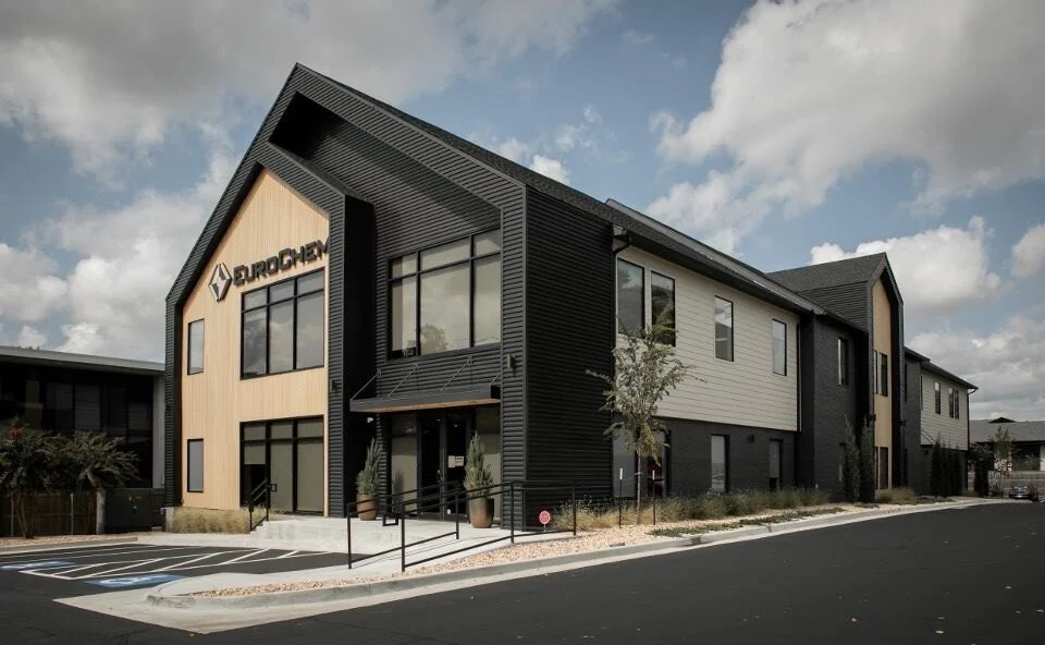 Exterior2.jpg