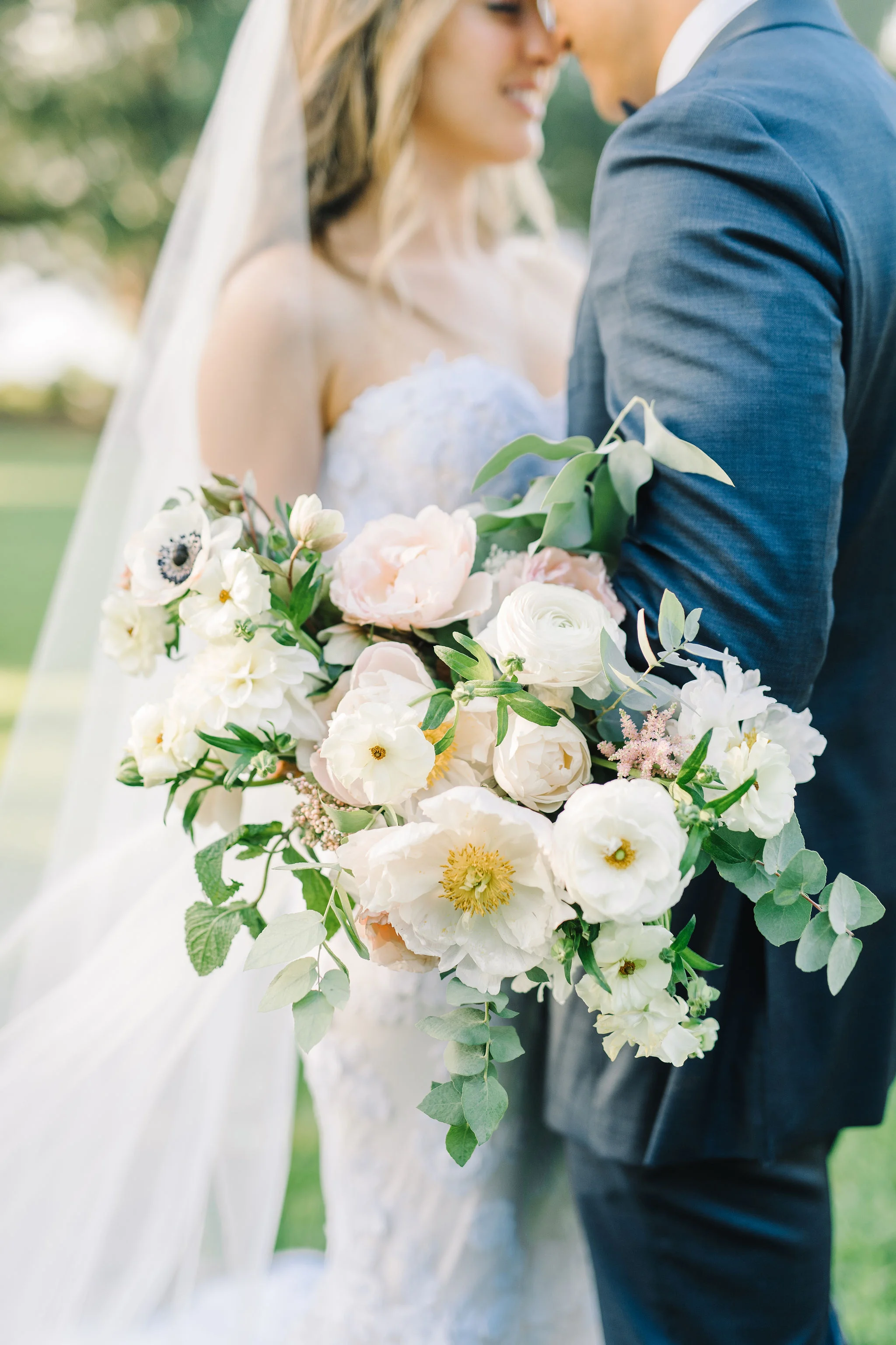 Jenna+Chad-LowndesGroveWeddingbyAaronandJillianPhotography-597.jpg