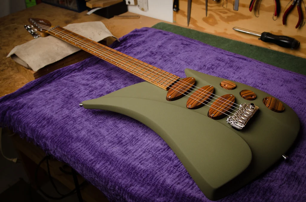 Modern sculpture :: neck refinish and pickup swap