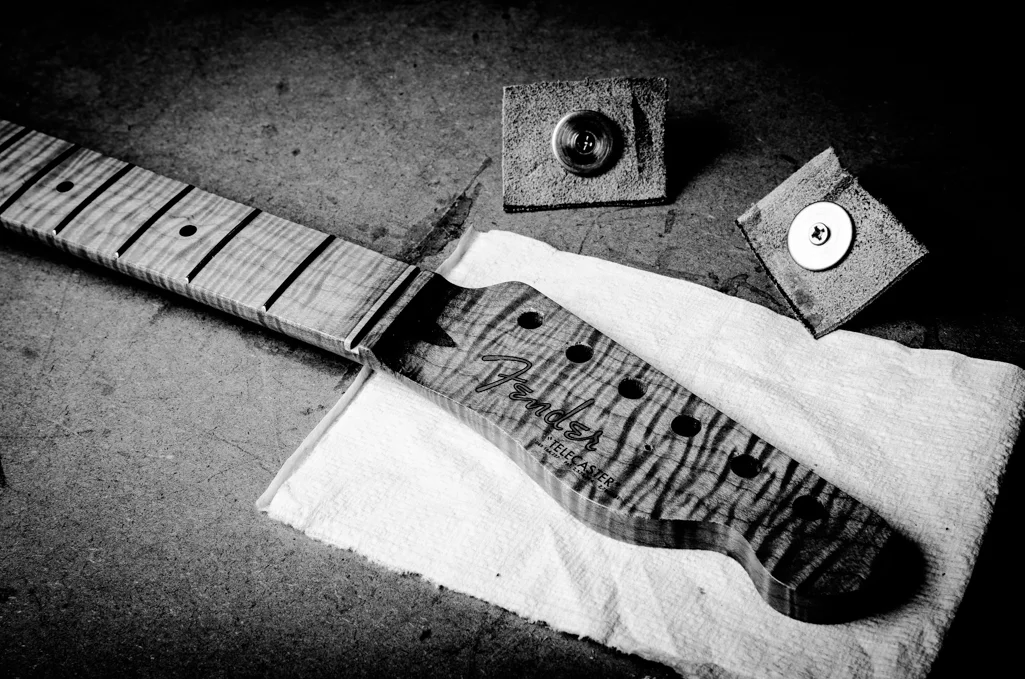 Tight flame :: sloppy nut