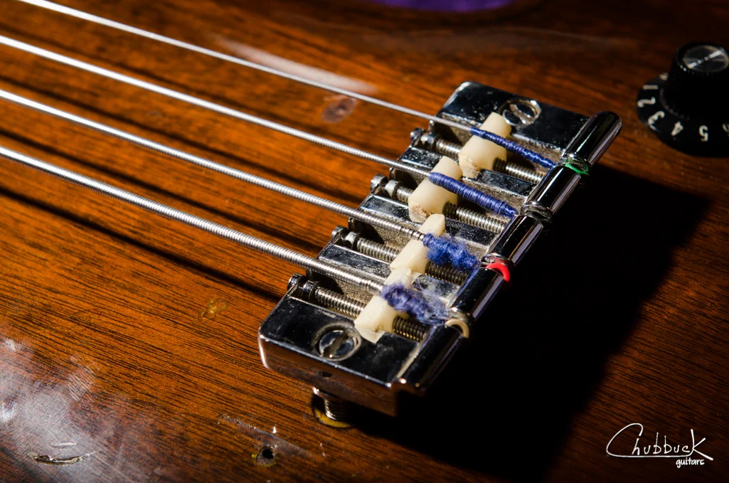 1969 Gibson EB-1 :: saddle up on silk