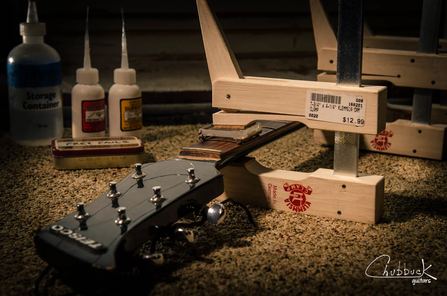 Loose frets :: 1960's Teisco May Queen