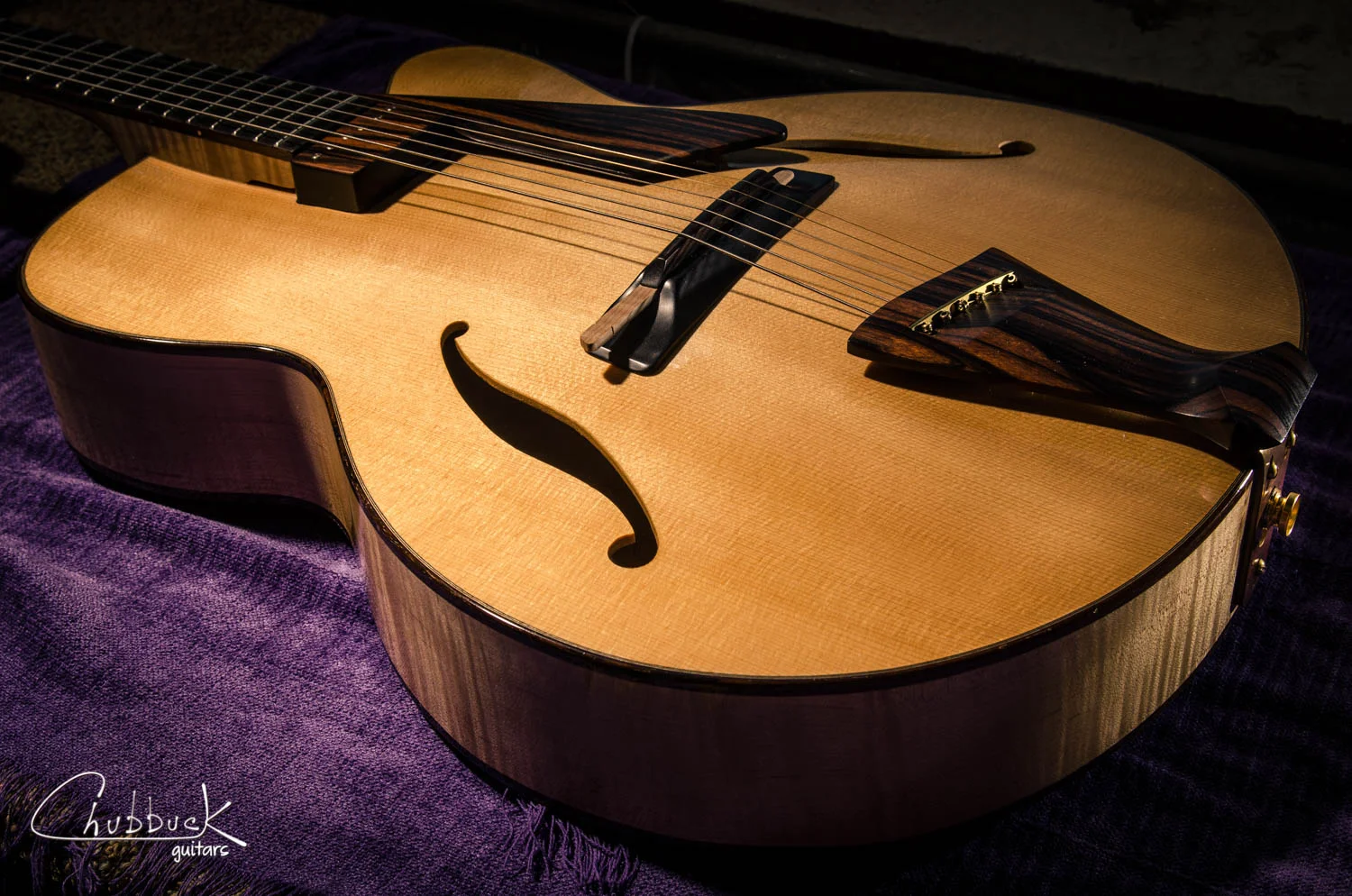 Light fret dress :: 2006 Mirabella 17" [5.8 lbs]