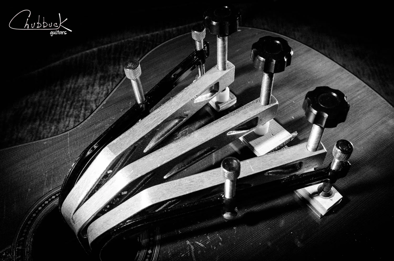 Bridge Fit & Re-glue :: 1969 Guild Mark III