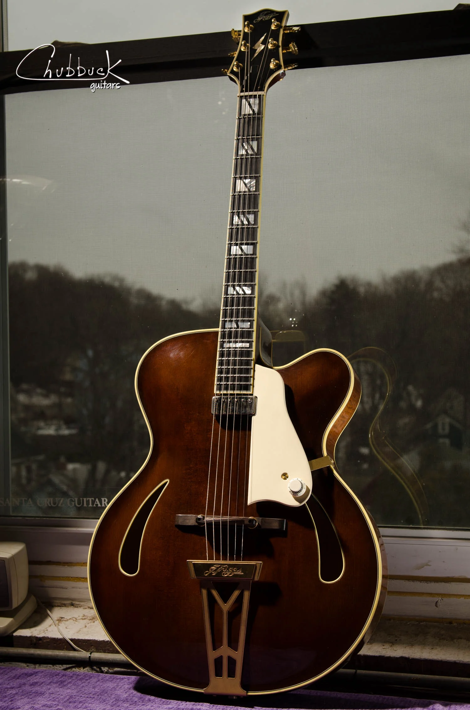 1997 J Triggs Archtop [6.6 lbs] :: while-you-wait setup