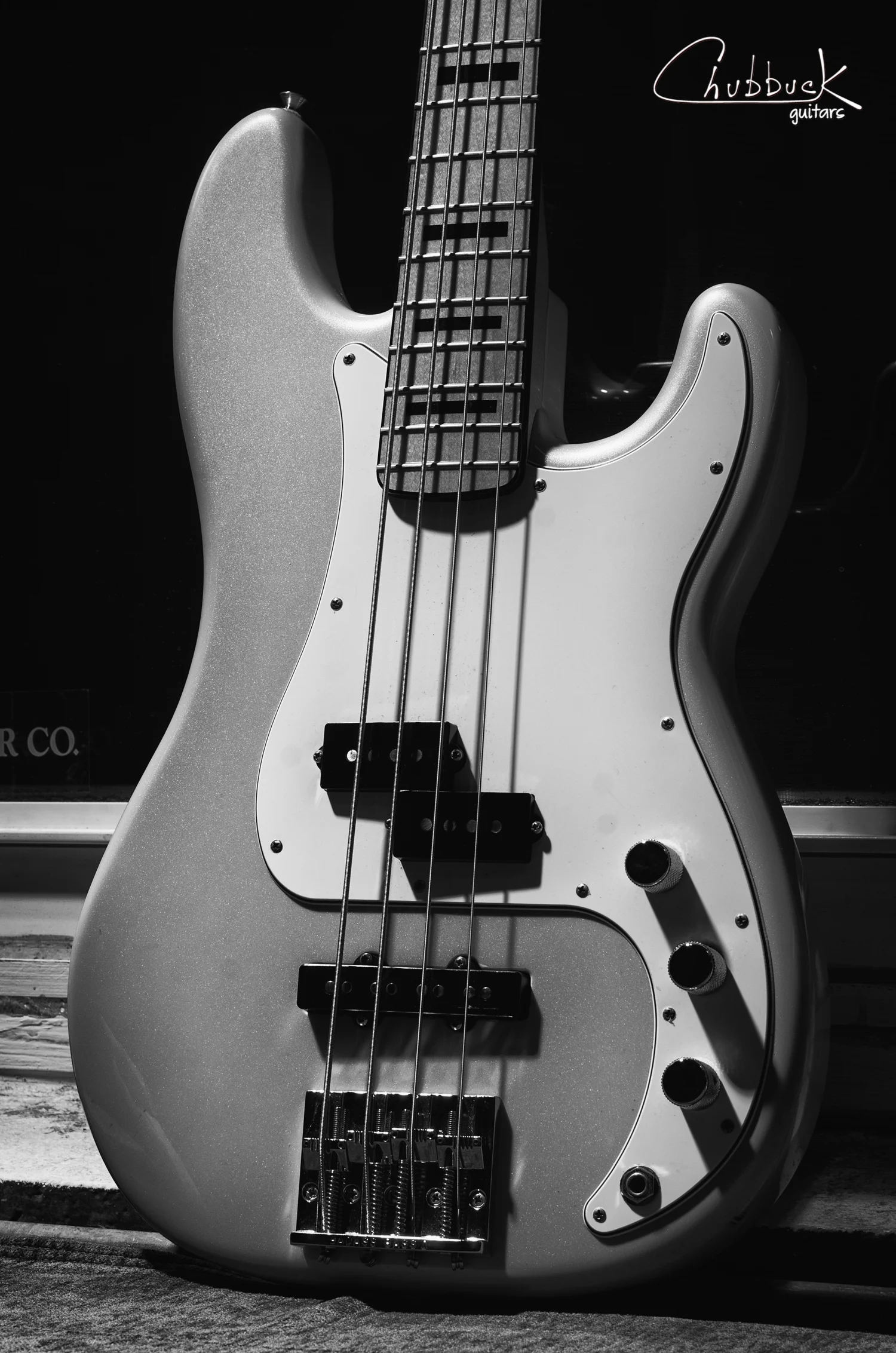 Truss rod tweak :: 2012 Fender Precision Bass Special Deluxe [9.3 lbs]
