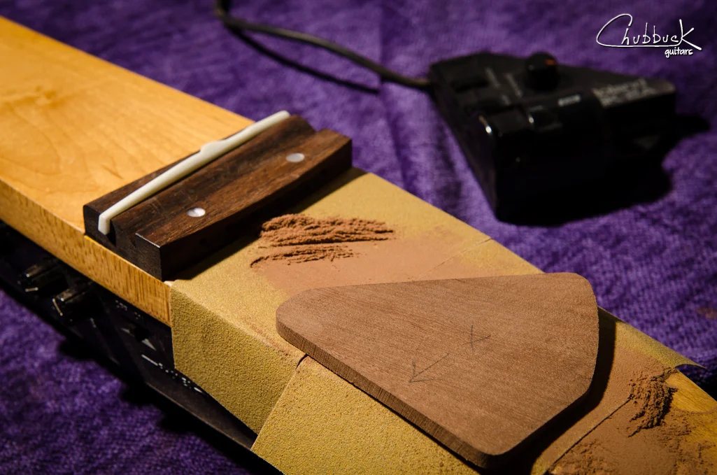 Custom mounting a Roland GK-2A MIDI pickup