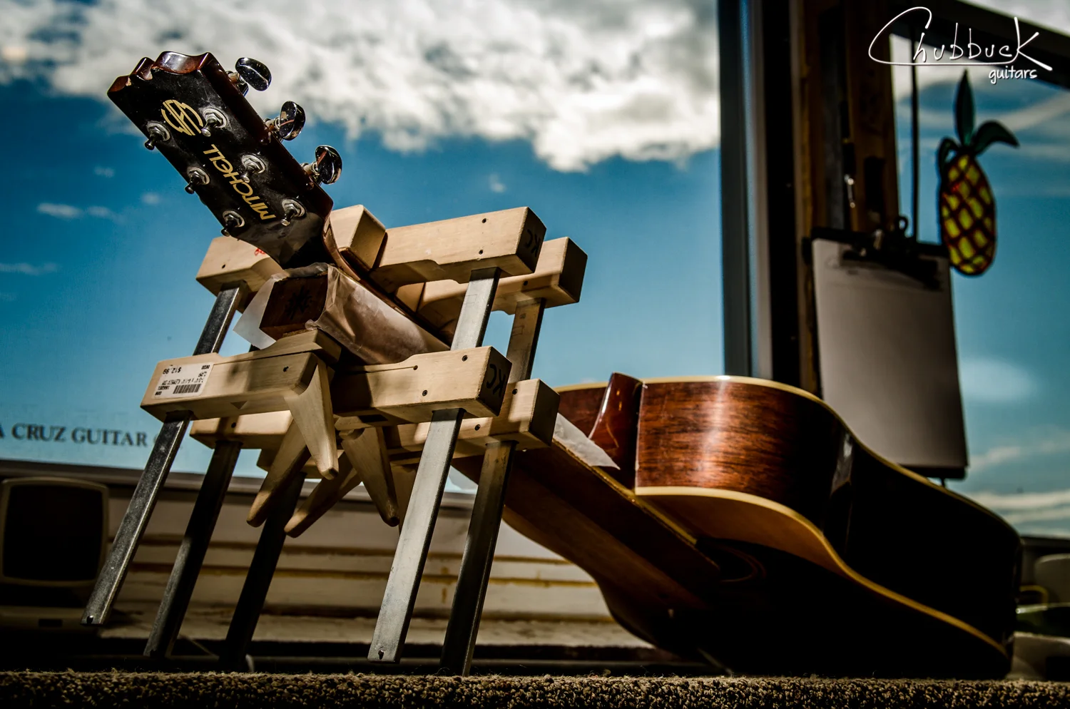 Loose fingerboard :: Mitchell MD-100