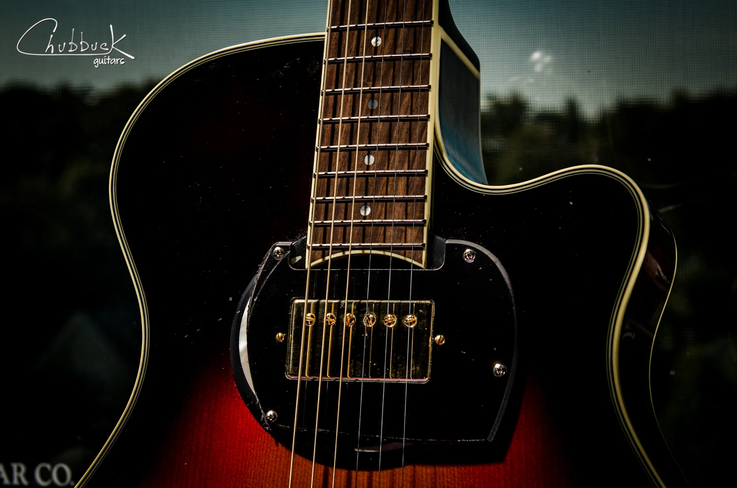 Put a humbucker in the sound hole :: Yamaha APX500III [4.7 lbs]