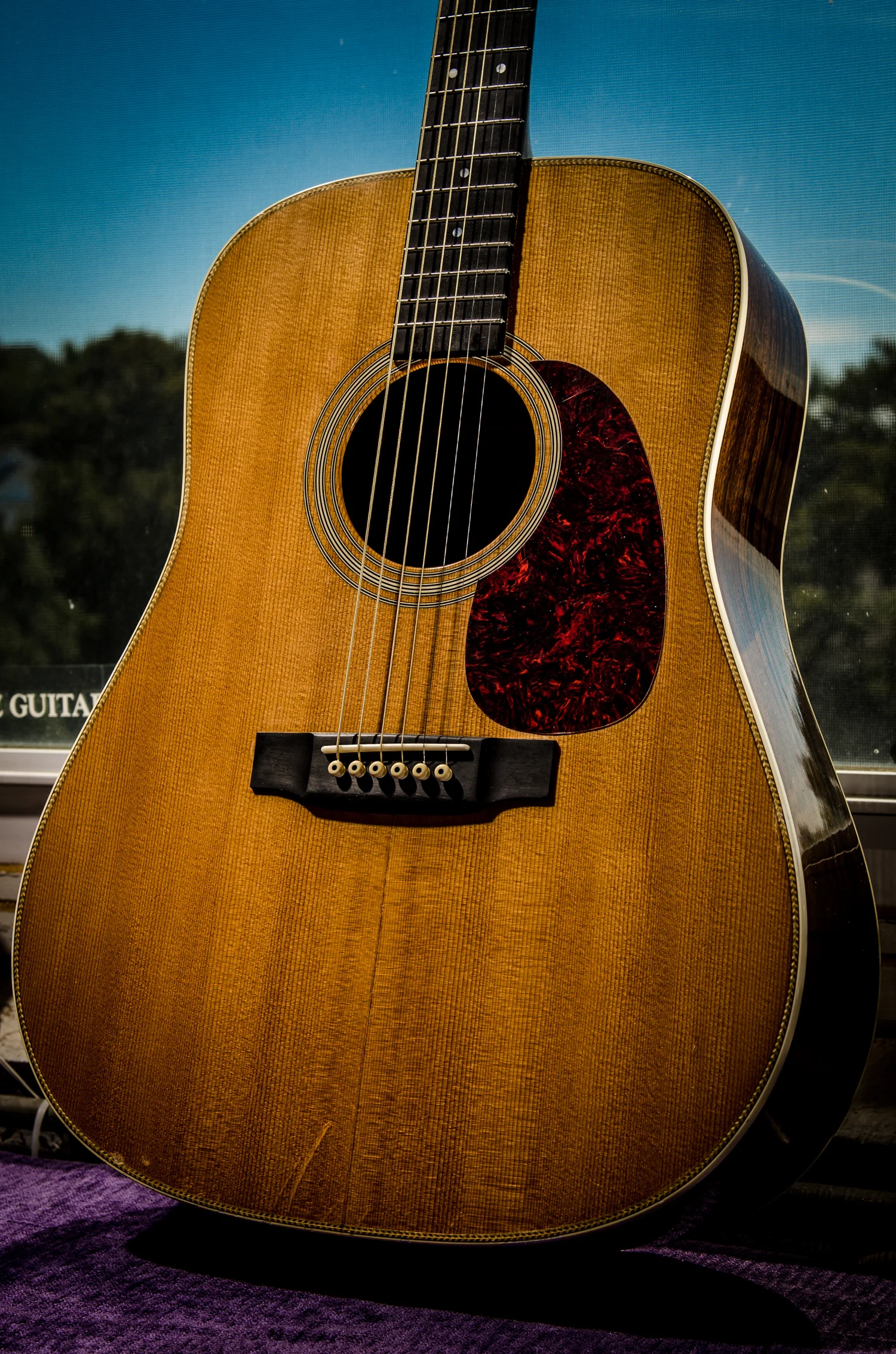 Bridge re-glue, center seam & sound hole crack :: 1996 Martin HD-28 [4.9 lbs]