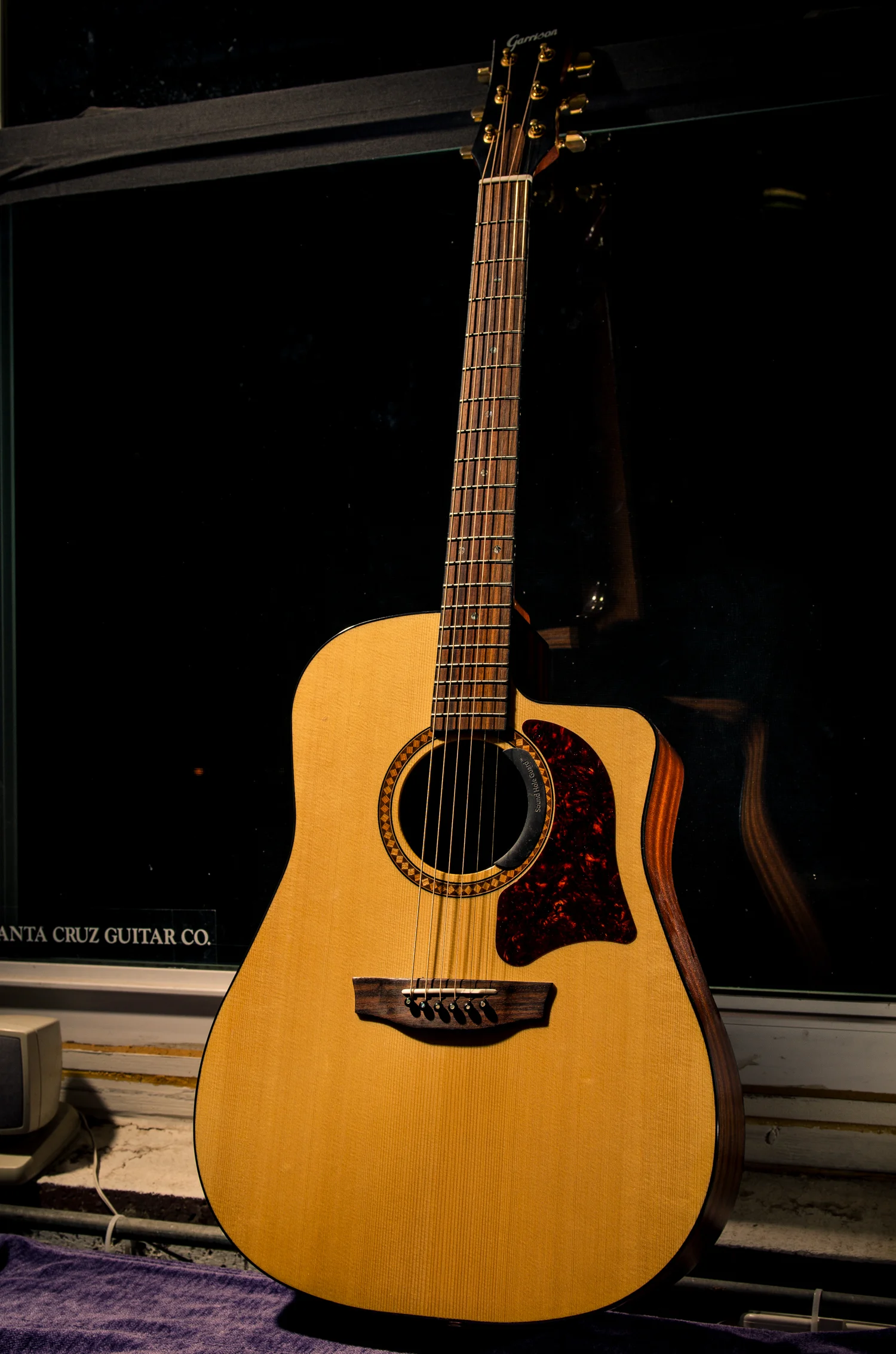 New bone nut & saddle :: 2003 Garrison G40-CE [5.5 lbs]