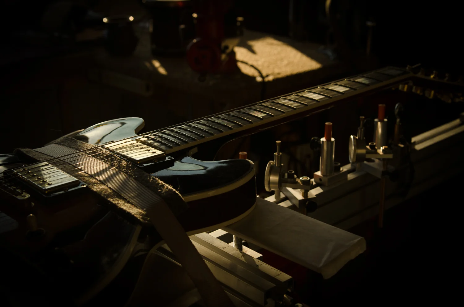 Fret level :: Gibson ES-359